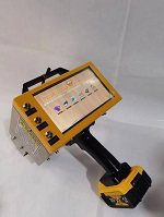 Aangepaste erp-docking lithiumbatterij handheld pinmarkeermachine voor metaal voor naamplaatje met de beste prijs