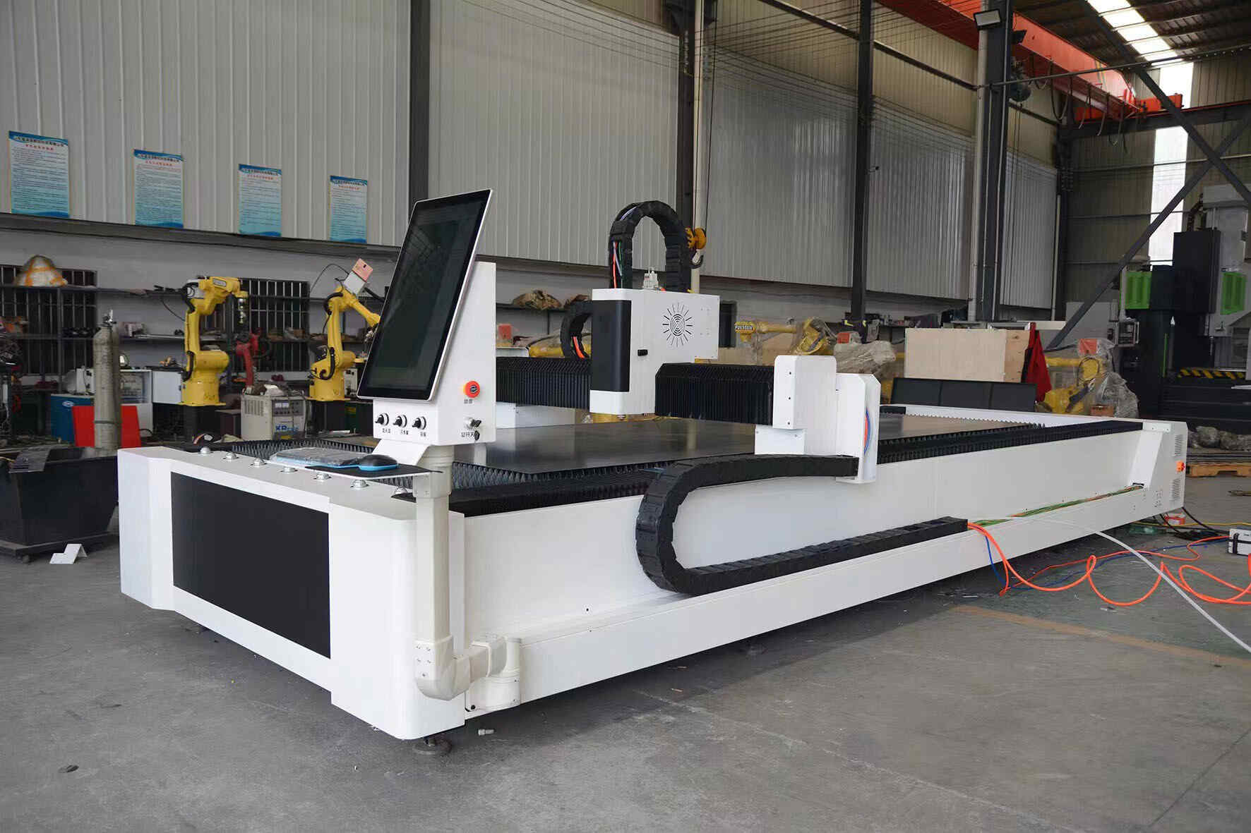 Factory Direct Sale 1530 Fiberlasersnijmachine voor metaal, niet-metaal